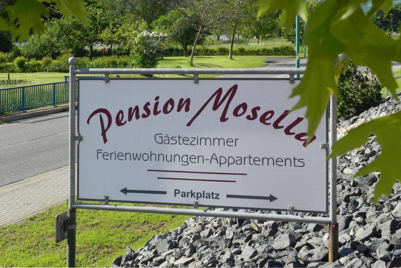 Pension Mosella, Gaestezimmer Sankt Aldegund Kültér fotó